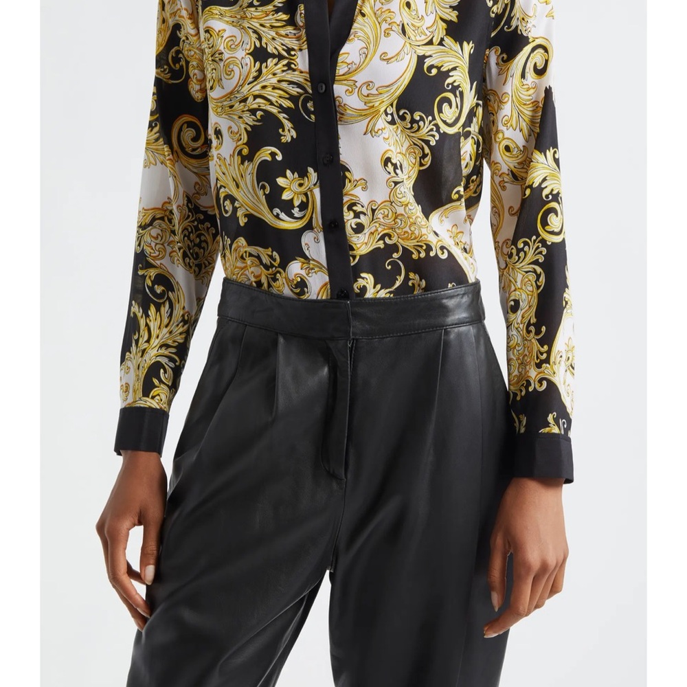 EUC L'AGENCE Gio Scroll Print Silk Button-Up Shirt